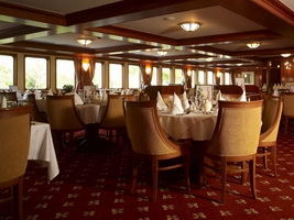 Elegant Lady 4* - круизный теплоход